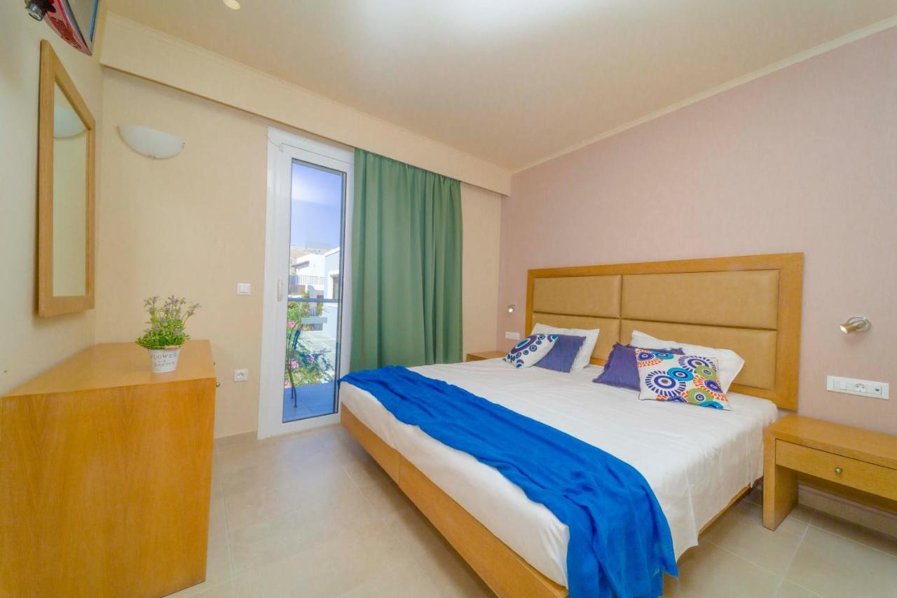 Amaryllis Front Beach Hotel ลาร์ดอส ภายนอก รูปภาพ