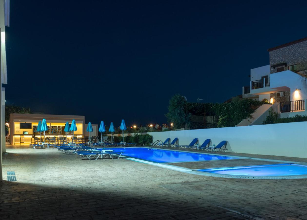 Amaryllis Front Beach Hotel ลาร์ดอส ภายนอก รูปภาพ