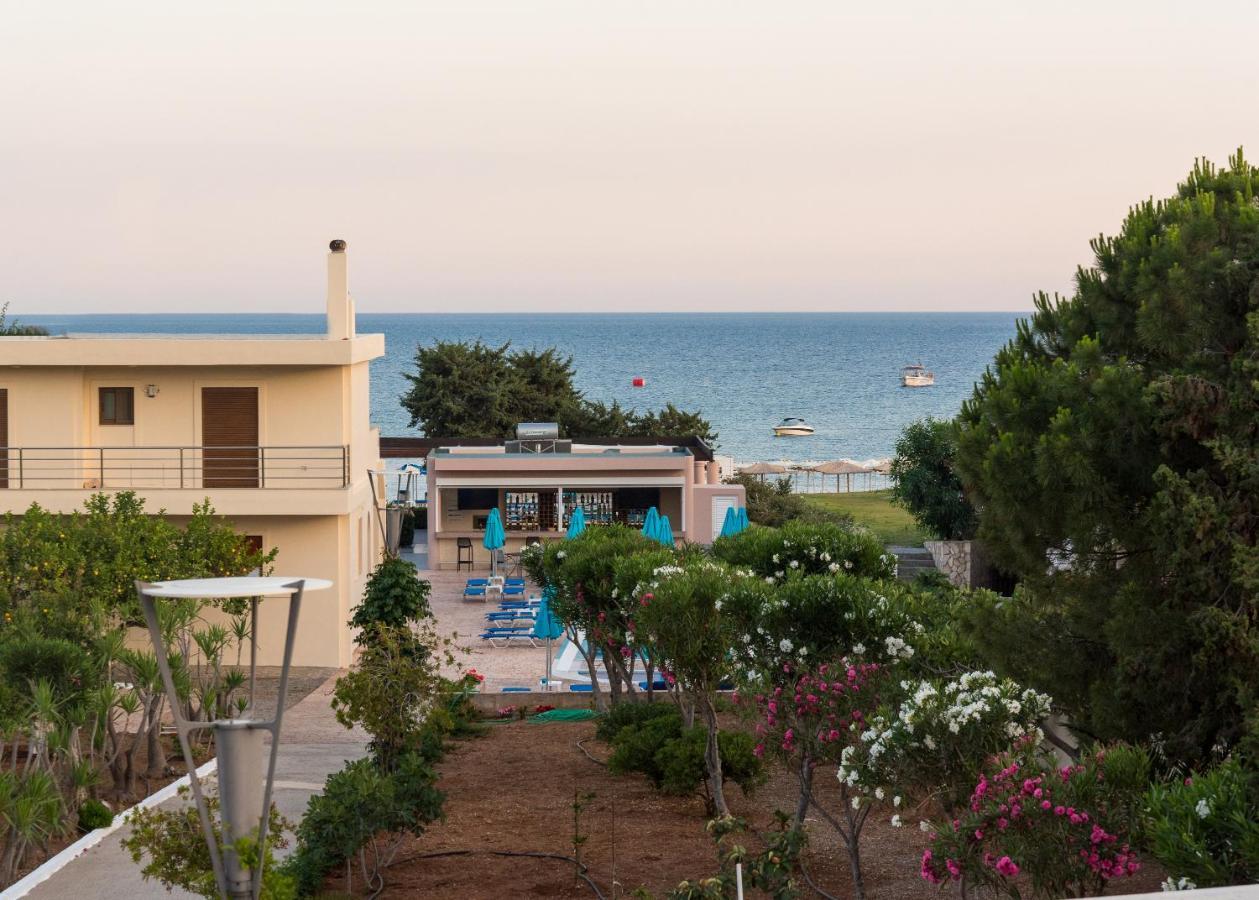 Amaryllis Front Beach Hotel ลาร์ดอส ภายนอก รูปภาพ
