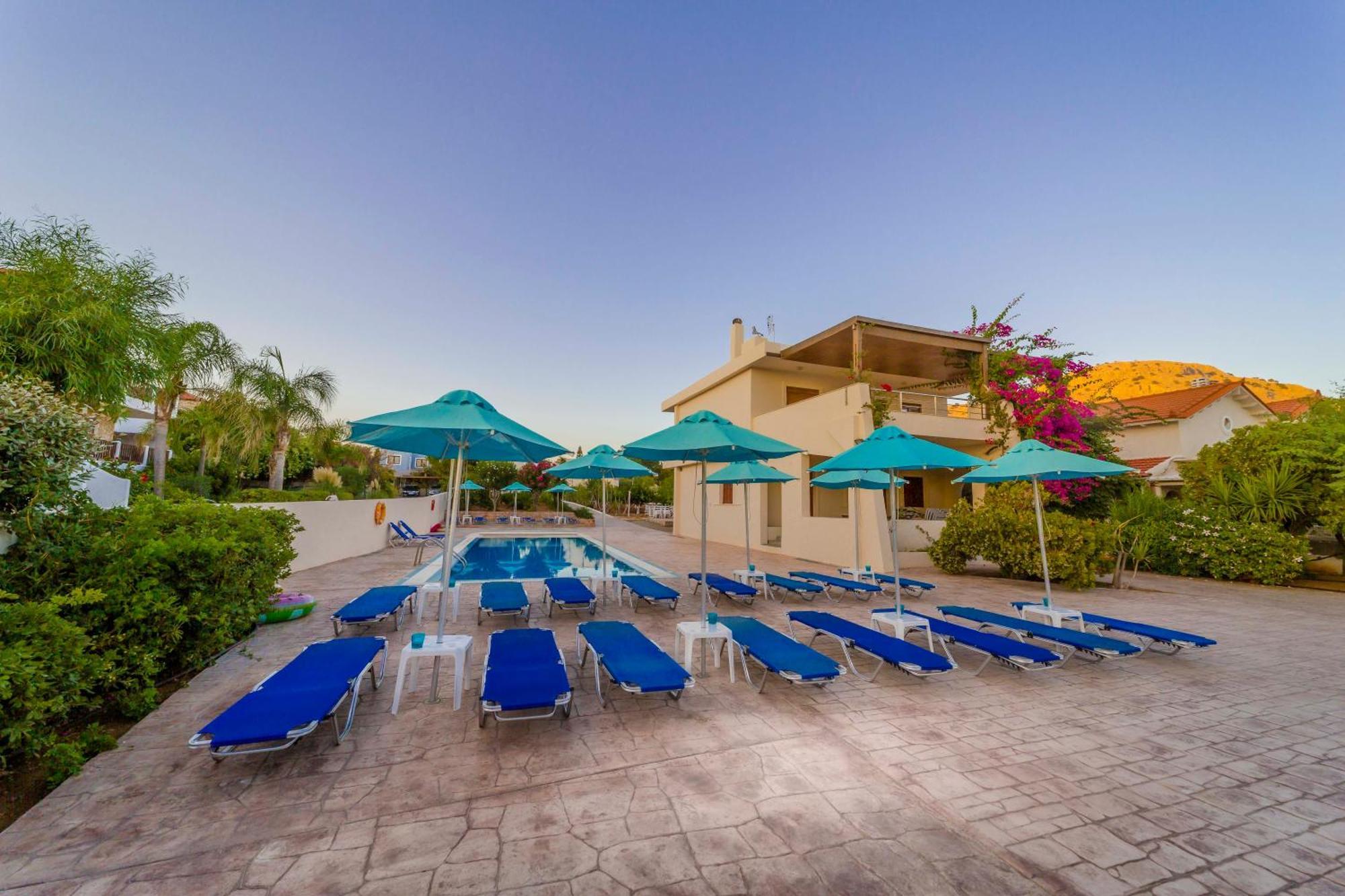 Amaryllis Front Beach Hotel ลาร์ดอส ภายนอก รูปภาพ
