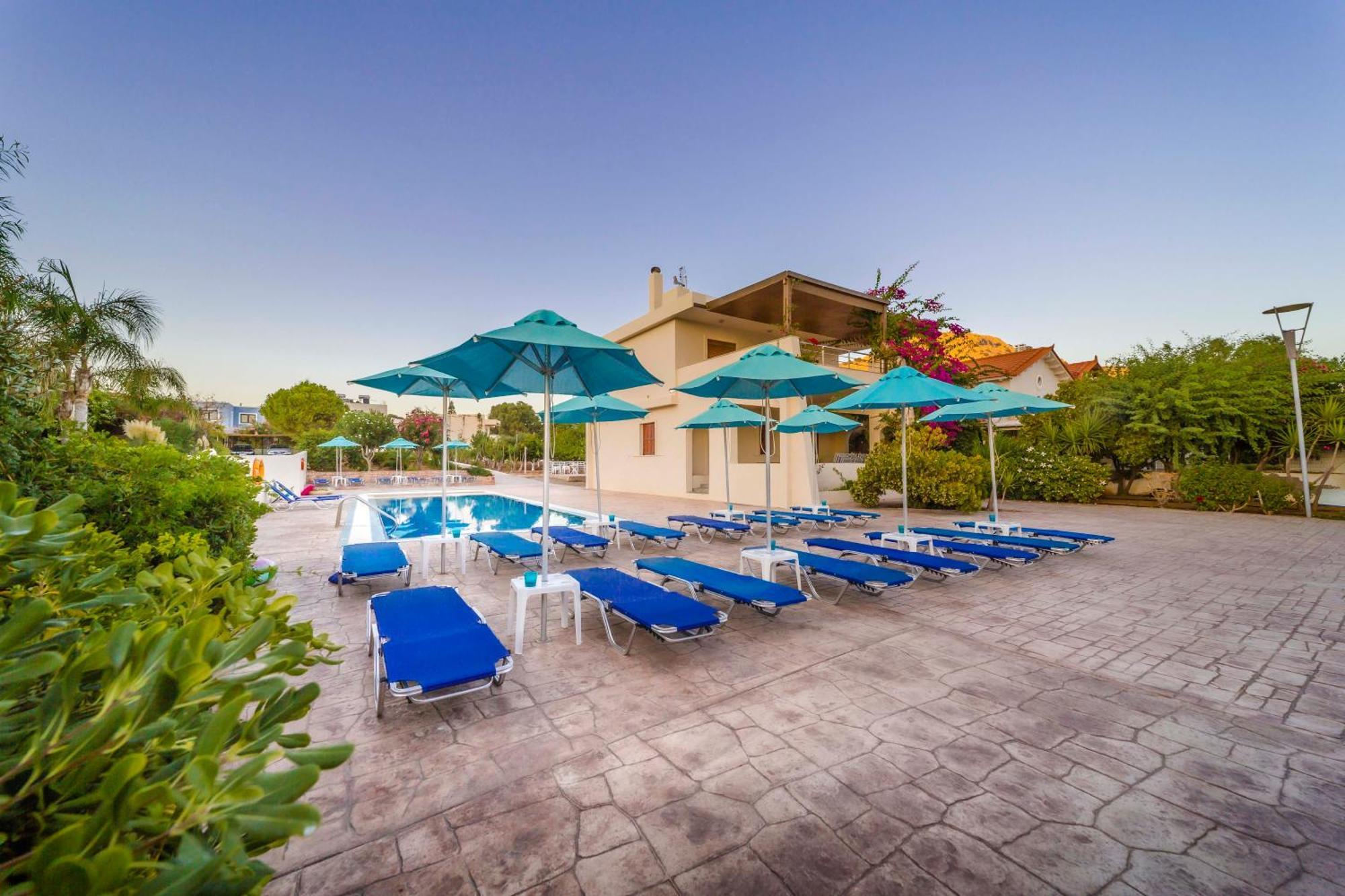 Amaryllis Front Beach Hotel ลาร์ดอส ภายนอก รูปภาพ